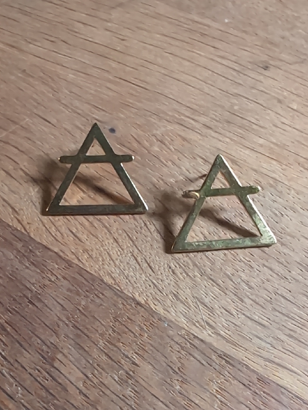 Air Element Geometric Triangle Gold Stud Earrings
